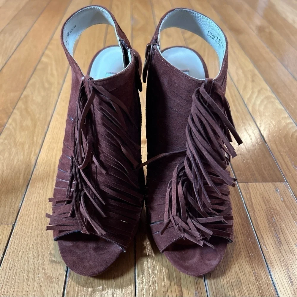 Chinese Laundry Lindy Heels w/ Fringe Kristin Cavallari Peep Toe Sz 7.5 Brown